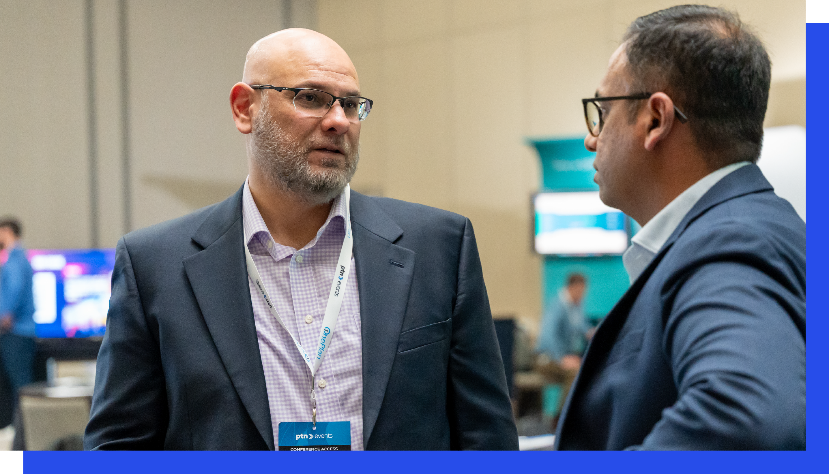 Delegates networking at AI in Oil and Gas conference, Panelists discussing machine learning applications during AI in Oil and Gas conference, Professional conversation during energy technology summit